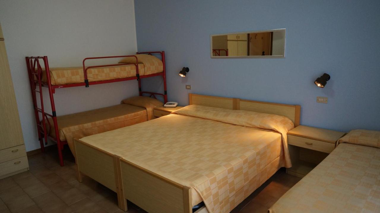Hotel Quattropalme Tortoreto Екстер'єр фото