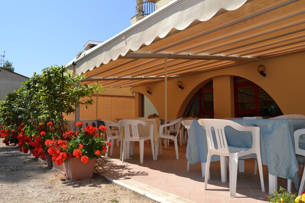Hotel Quattropalme Tortoreto Екстер'єр фото