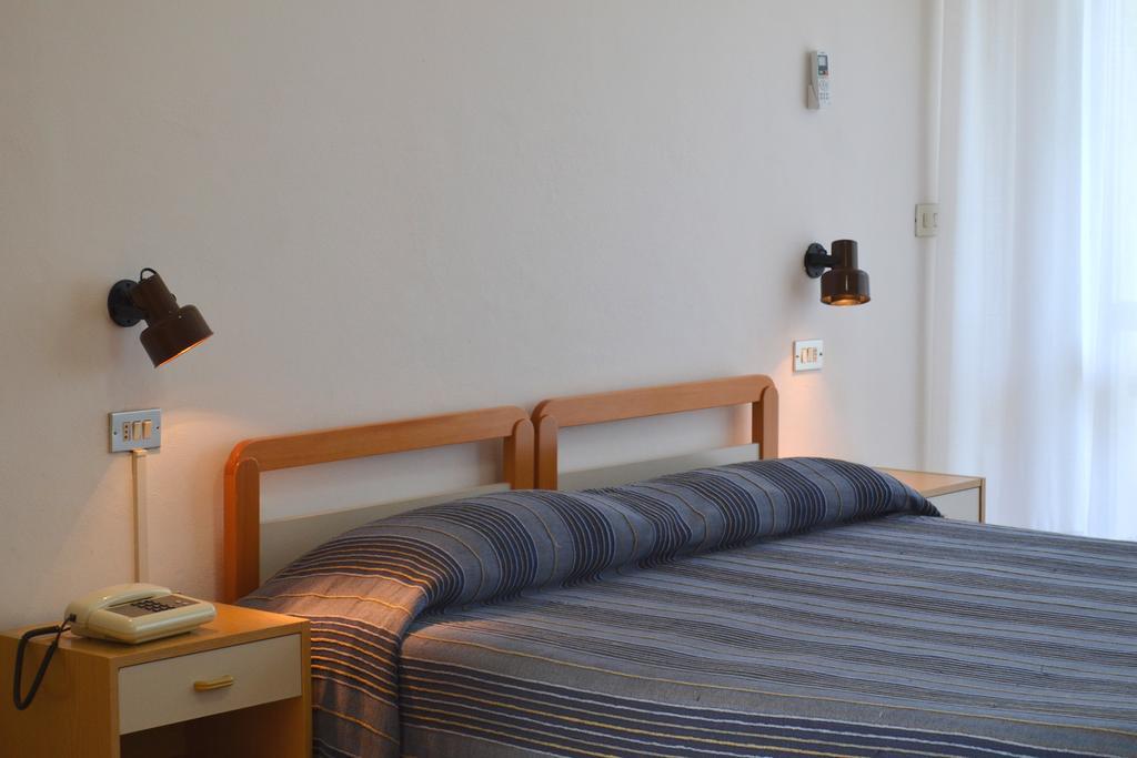 Hotel Quattropalme Tortoreto Екстер'єр фото