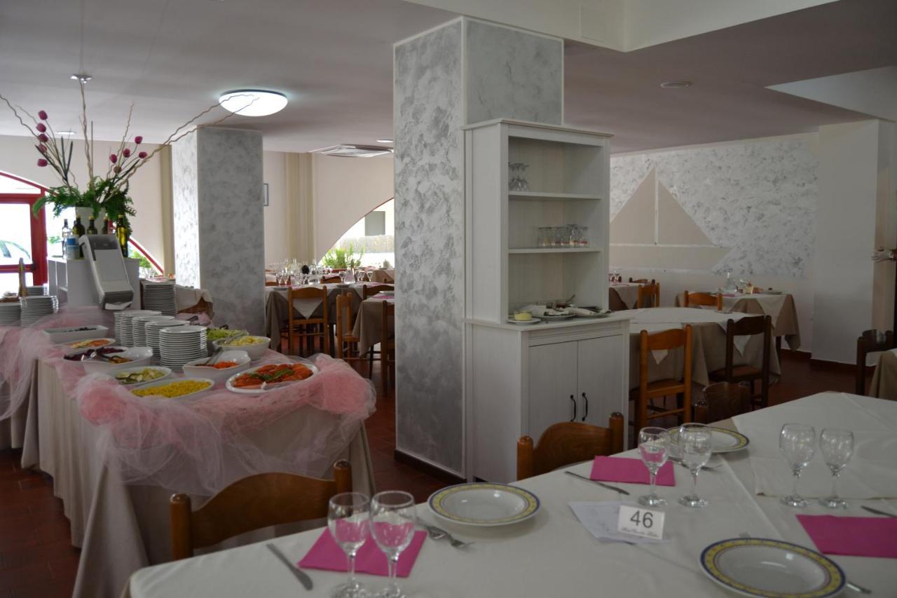 Hotel Quattropalme Tortoreto Номер фото